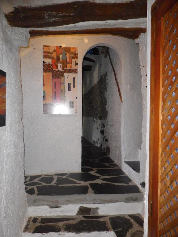 La Casa De La Bombilla Verde Trevelez Bilik gambar